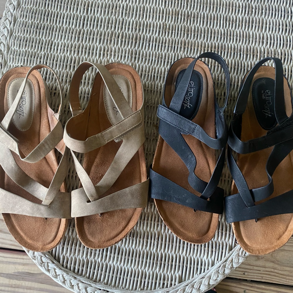 Eurosoft Black and Tan Sandals Strappy Size 9.5 Summer Style